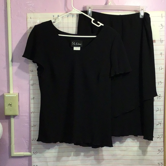 S.L. FASHIONS women’s skirt w/top sz 16 black NWT - Picture 1 of 7